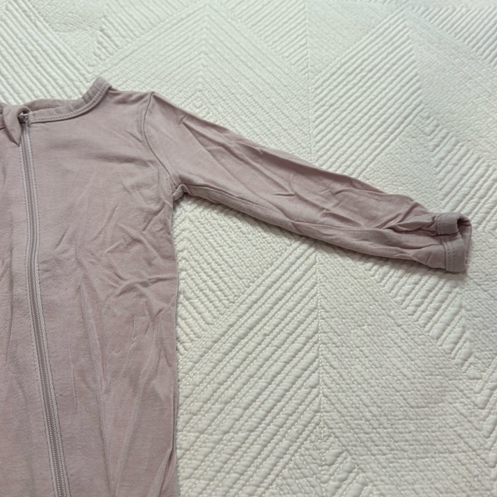 Kyte Baby Zipper Romper - Picture 3 of 5